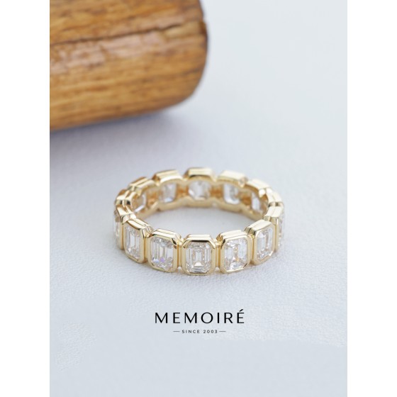 MEMOIRE 14K Yellow Gold Emerald Cut Lab Grown Diamond Eternity Band