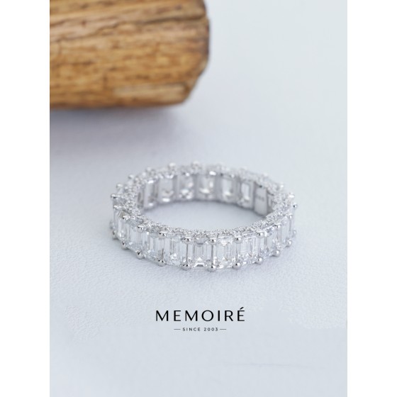 MEMOIRE 14K White Gold Emerald Cut Lab Grown Diamond Eternity Band