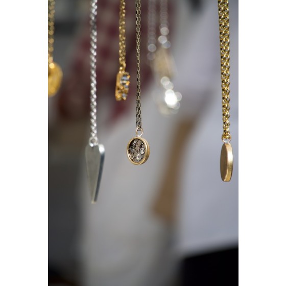 The Luminary Diamond Bar Collar